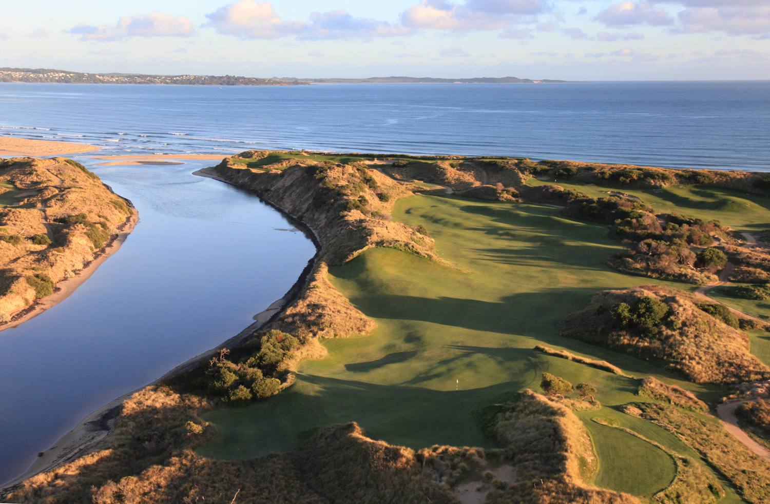 Barnbougle golf course at Bridport is a spectacular classroom for TasTAFE Certificate III in Sports Turf Management learners. Image courtesy of Barnbougle Tasmania.